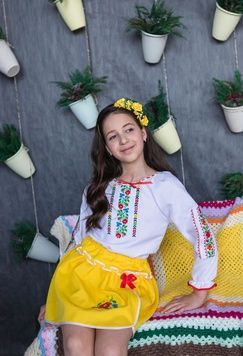 Вишитий костюм для дівчинки з яскравою вишивкою (OS-0276), 2 роки, габардин
