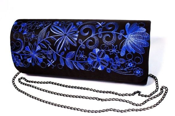 Модний вишитий клатч із чорного тіар-габардину з яскраво-синім орнаментом "Романтика" для жінок (KL-011-126)