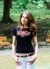 Женская вышитая футболка черная "Лесная песня" с золотой вышивкой (LS-91110282-44), XXL, вискоза