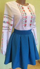 Костюм из вышиванки и синей юбочки из габардина для женщин (GNM-01334), 38