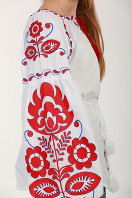 Красивая женская вышиванка на белом домотканом полотне с цветочными узорами (GNM-02205), 40, лен белого цвета