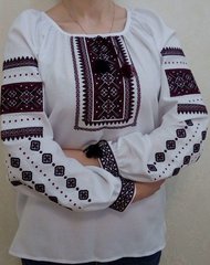 Українська вишиванка із полотна білого кольору з двоколірним геометричним орнаментом для жінок (GNM-01755), 42