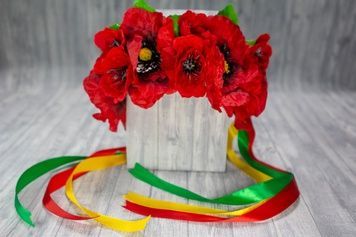 Яскравий вінок з червоними маками ручної роботи для дівчат та жінок (OS-5673)