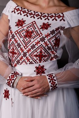 Вышитое женское белое платье (D-131-01), 40, тиар