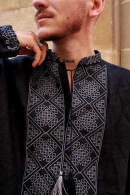 Вышиванка черная мужская "Отаман" с серой вышивкой (Sr-401-184-L-blkgray), 46, льон